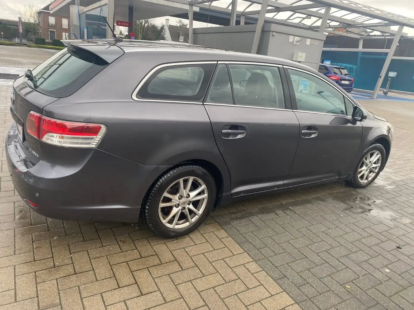 Toyota Avensis 2.0 Turbo D4D 16v Linea Luna DPF - 2