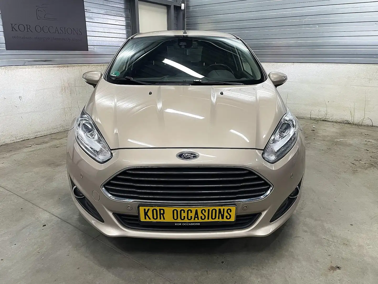 Ford Fiesta 1.0 EcoBoost Titanium 1ste eigenaar PDC automaat Beige - 2