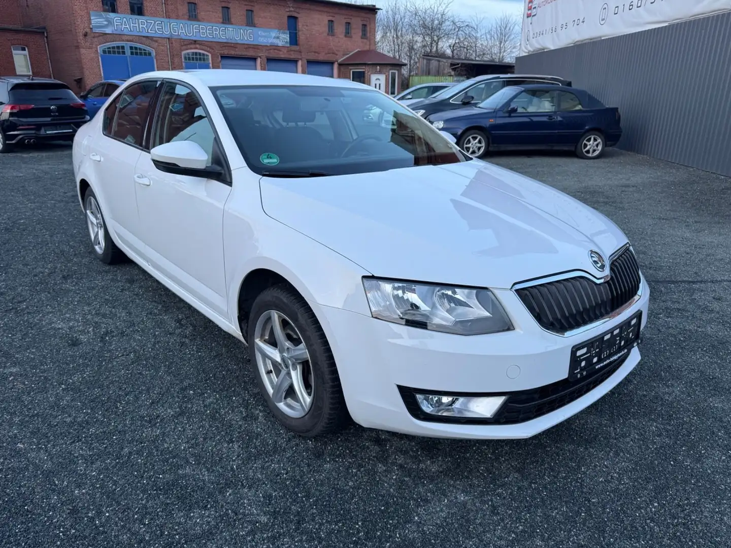 Skoda Octavia Lim. Ambition Weiß - 1