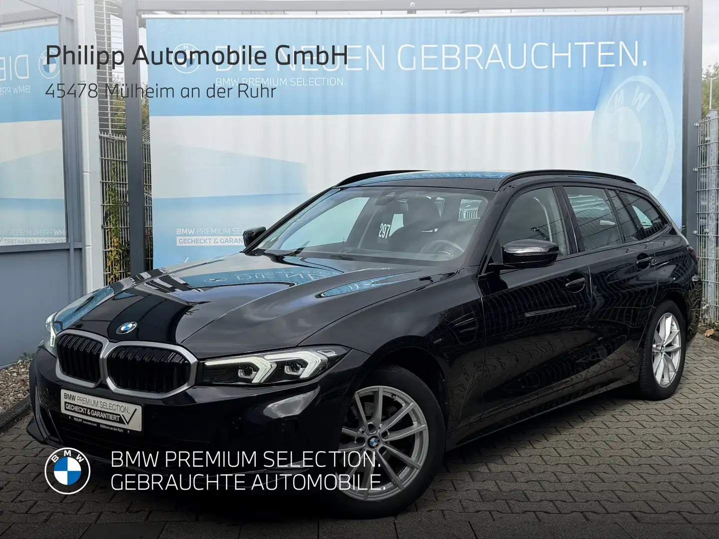 BMW 318 i Touring Widscreen PDC Sportsitz DAB SHZ Schwarz - 1