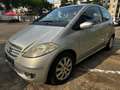 Mercedes-Benz A 150 A 150 Elegance /Automatik/PDC/Multi/Stzh/TÜV Silber - thumbnail 2