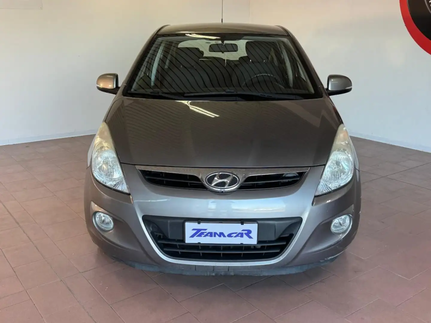 Hyundai i20 1.4 CRDi 5p. Sound Edition UNICOPROPRIETARIO Grigio - 2