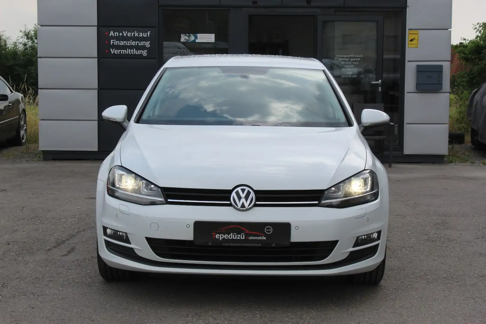 Volkswagen Golf VII Lim. Cup*Standheizung*Xenon*Alu*2.Hand Blanc - 2