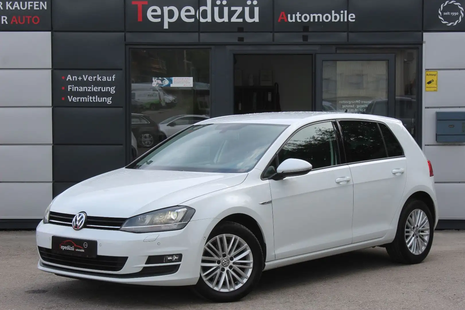 Volkswagen Golf VII Lim. Cup*Standheizung*Xenon*Alu*2.Hand Blanc - 1