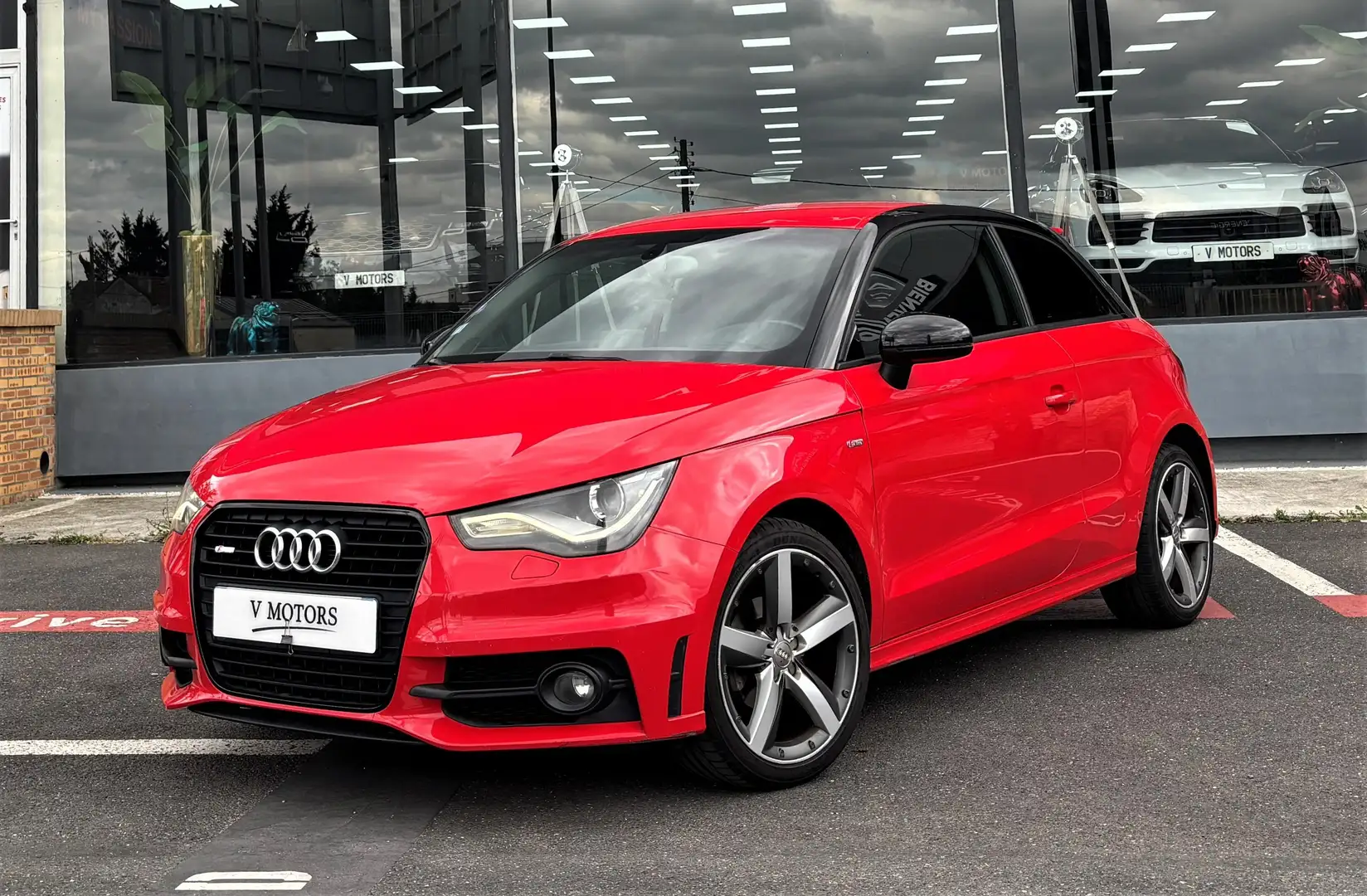 Audi A1 TFSI 86 S-Line Urban Sport Design' Rouge - 1