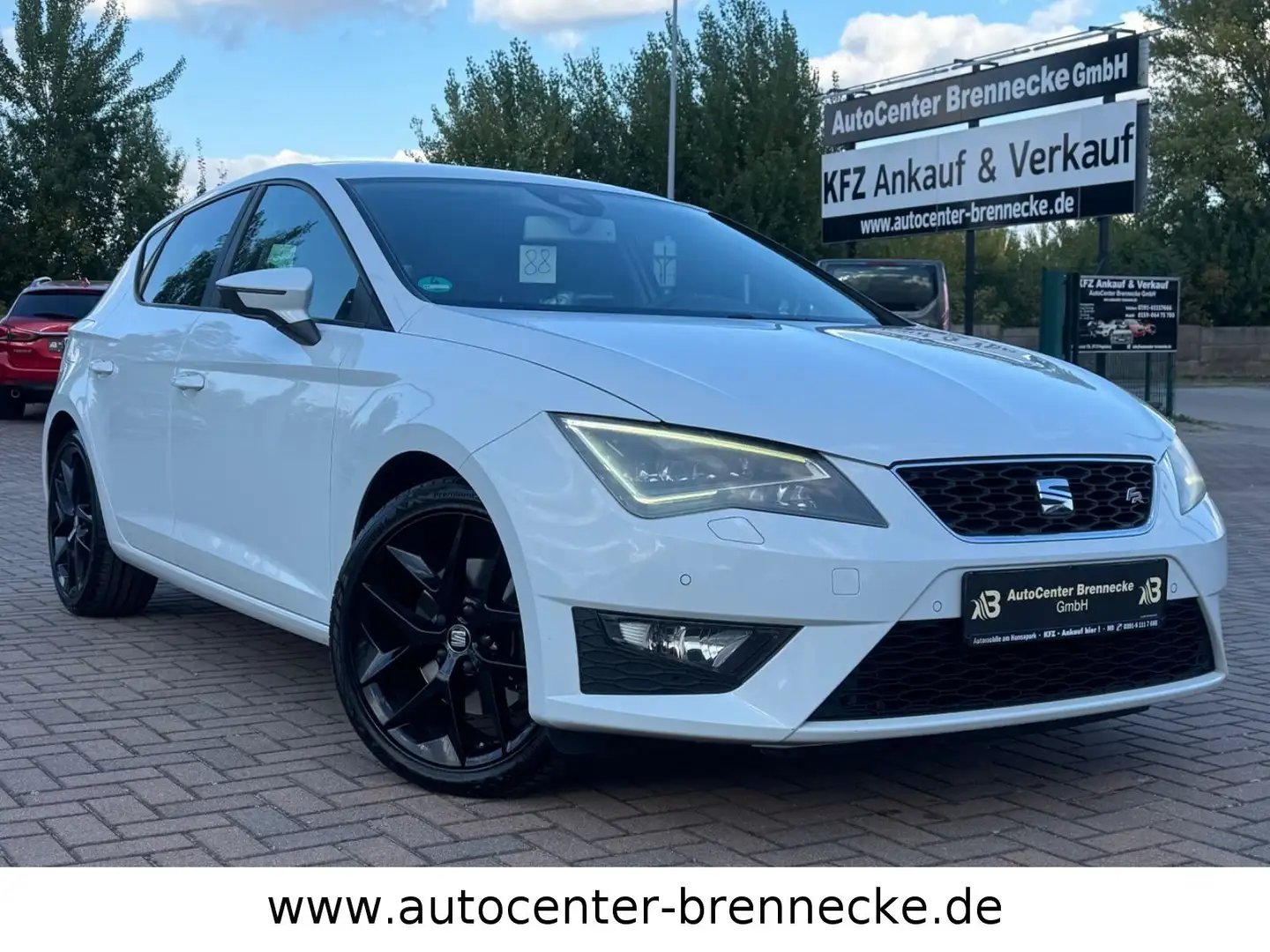 SEAT Leon FR 1.8 Ltr Bílá - 1