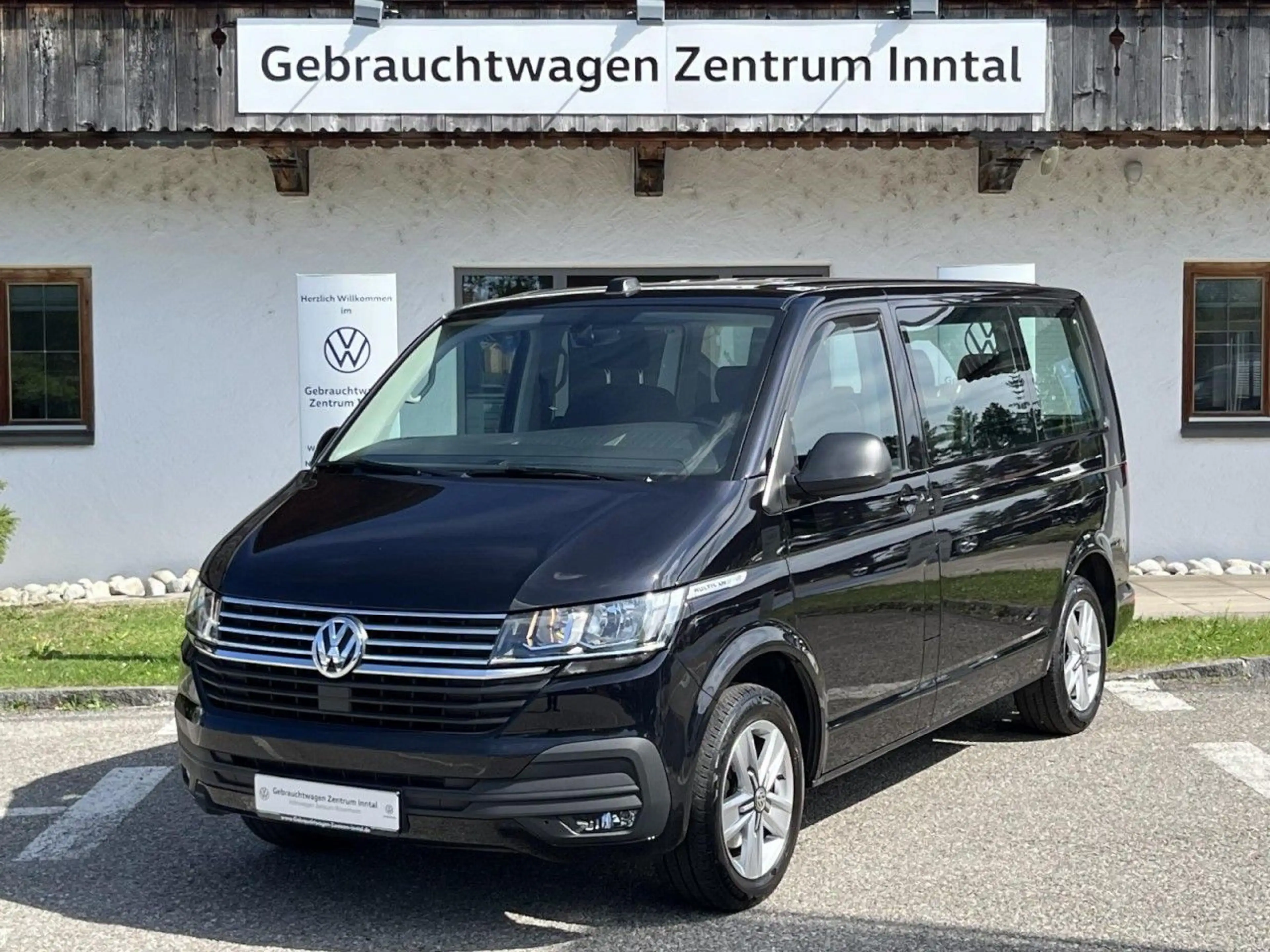 Volkswagen T6.1 Multivan Comfortline 2,0 TDI DSG (Standh.+N — photo 3