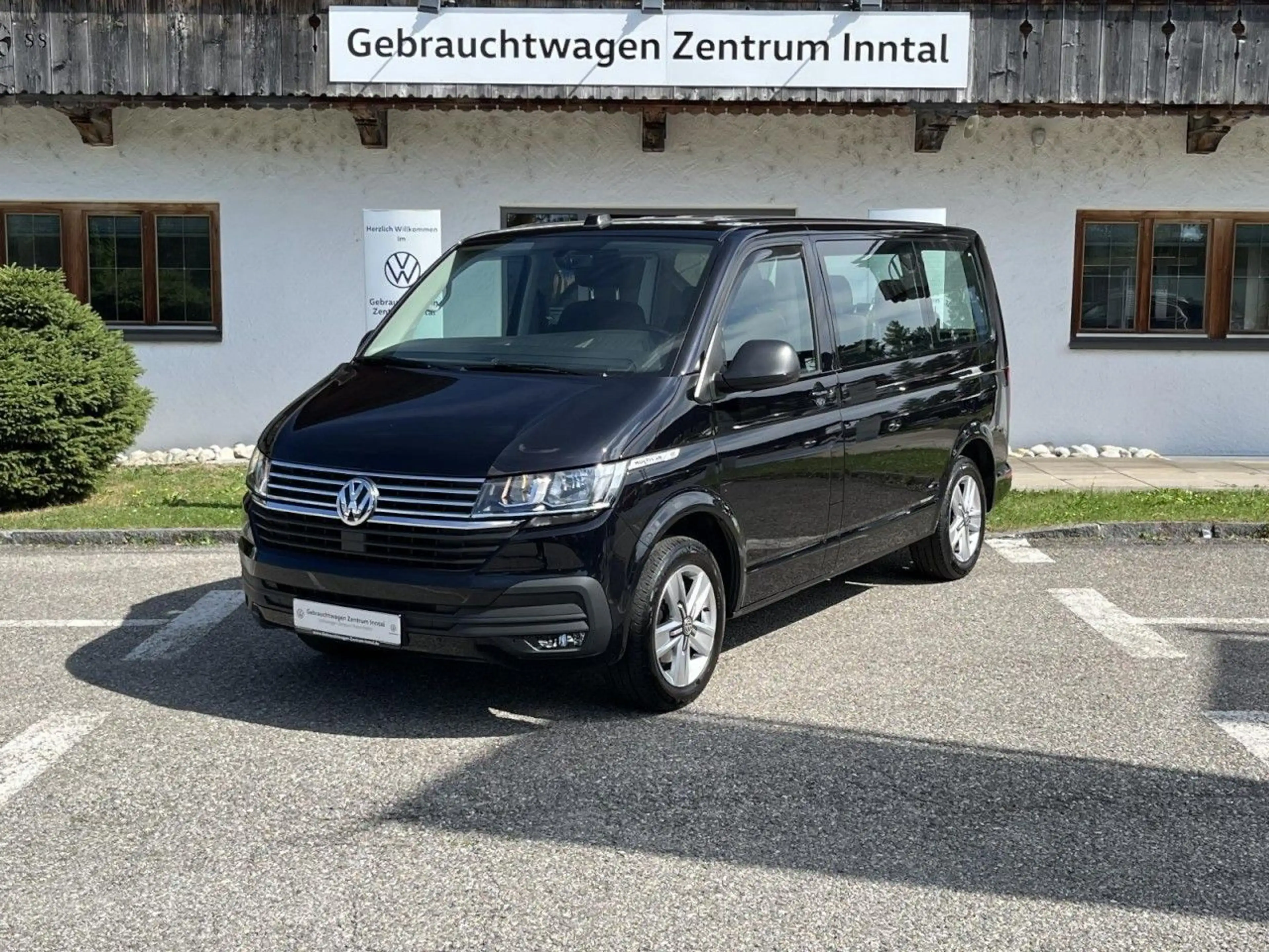 Volkswagen T6.1 Multivan Comfortline 2,0 TDI DSG (Standh.+N — photo 2