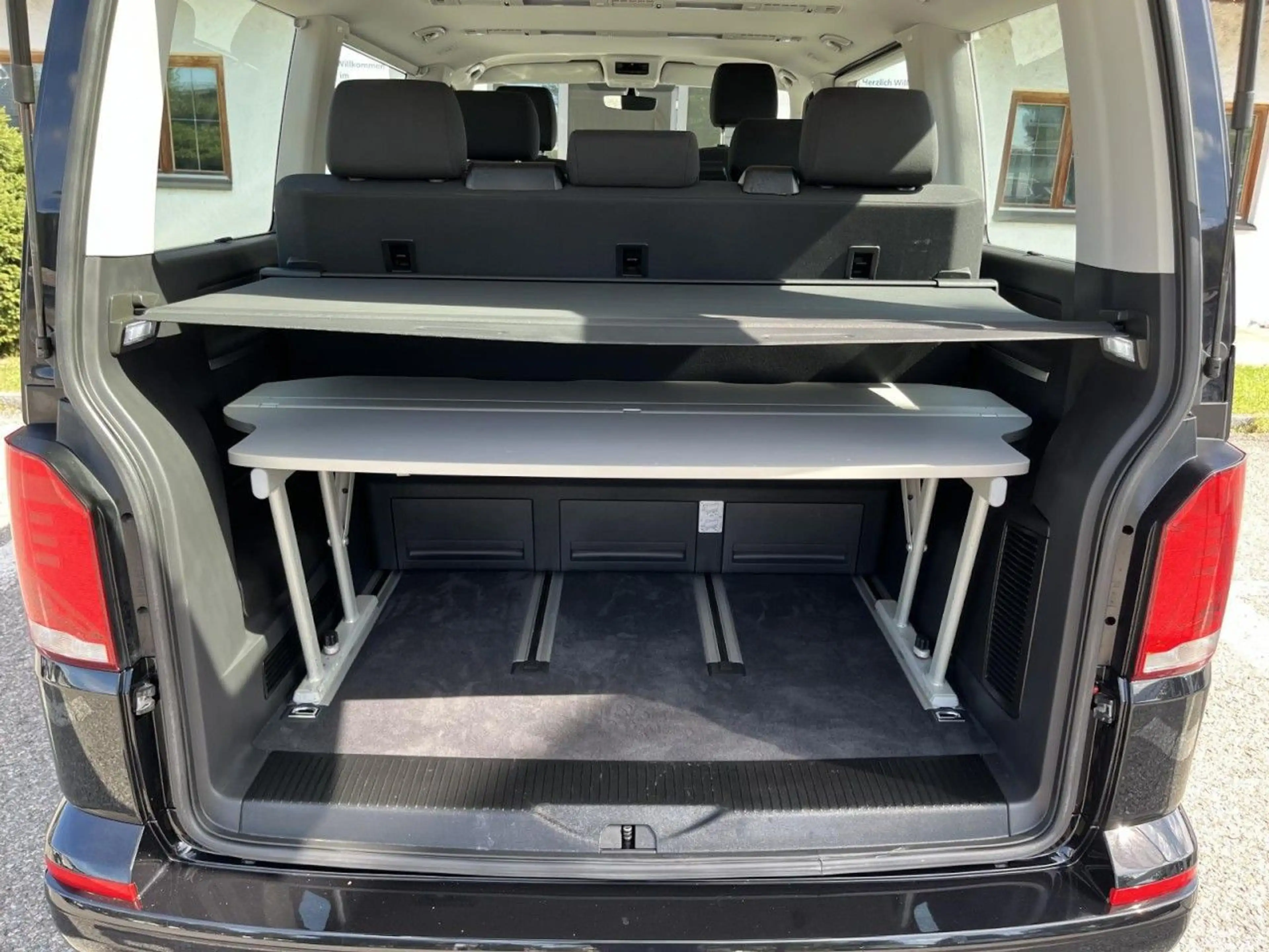 Volkswagen T6.1 Multivan Comfortline 2,0 TDI DSG (Standh.+N — photo 8