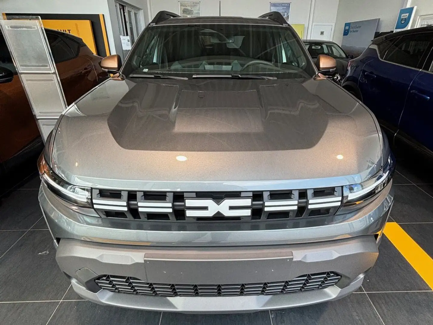 Dacia Duster 1.2 TCe Extreme Gris - 1