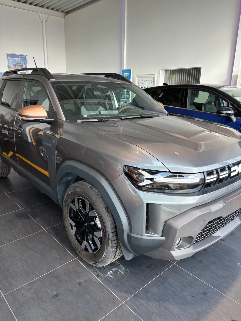 Dacia Duster 1.2 TCe Extreme Grijs - 2