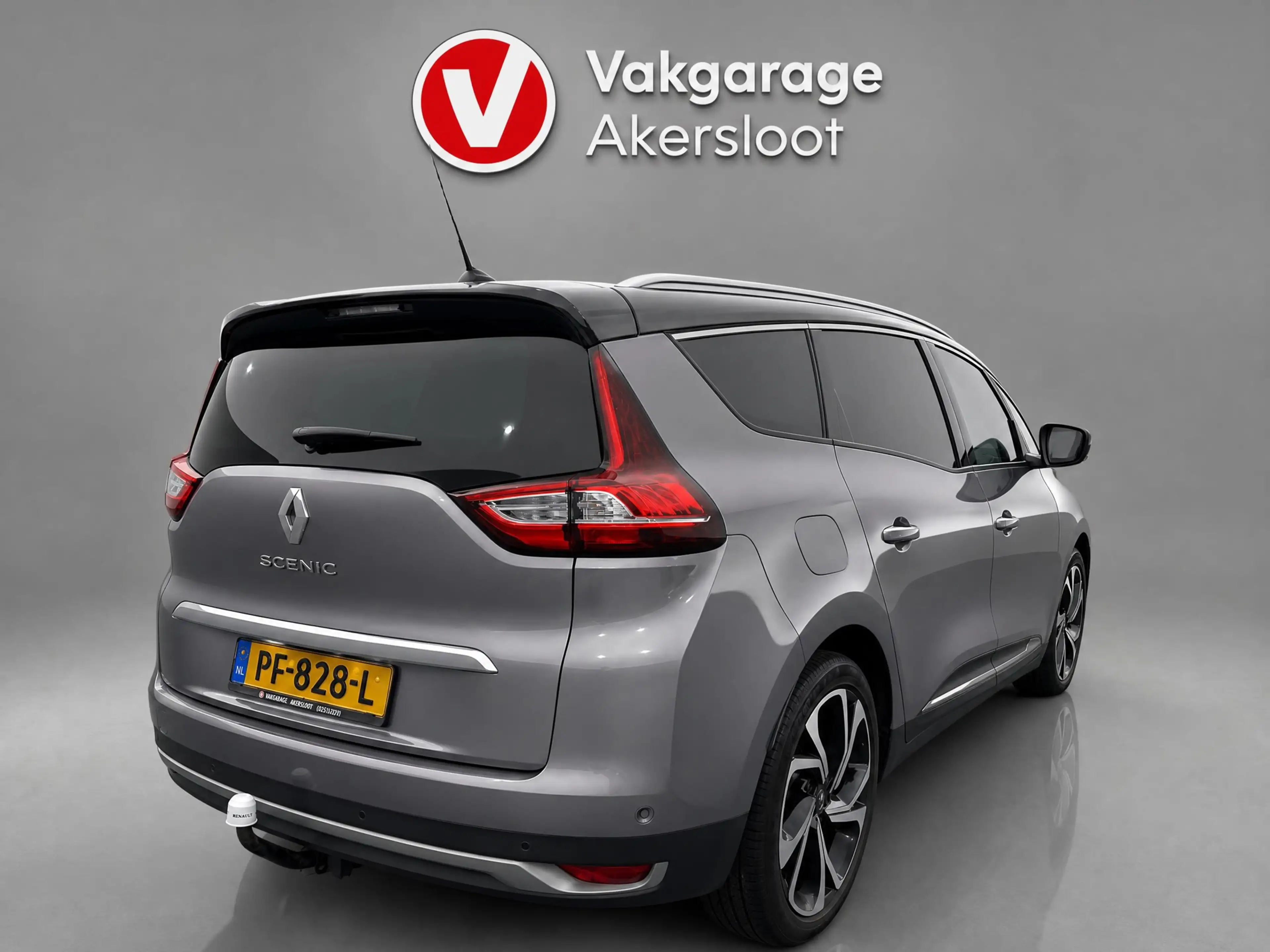 Renault Grand Scenic 1.2 TCe Bose / Bluetooth / Camera / Parkeersensore — photo 2
