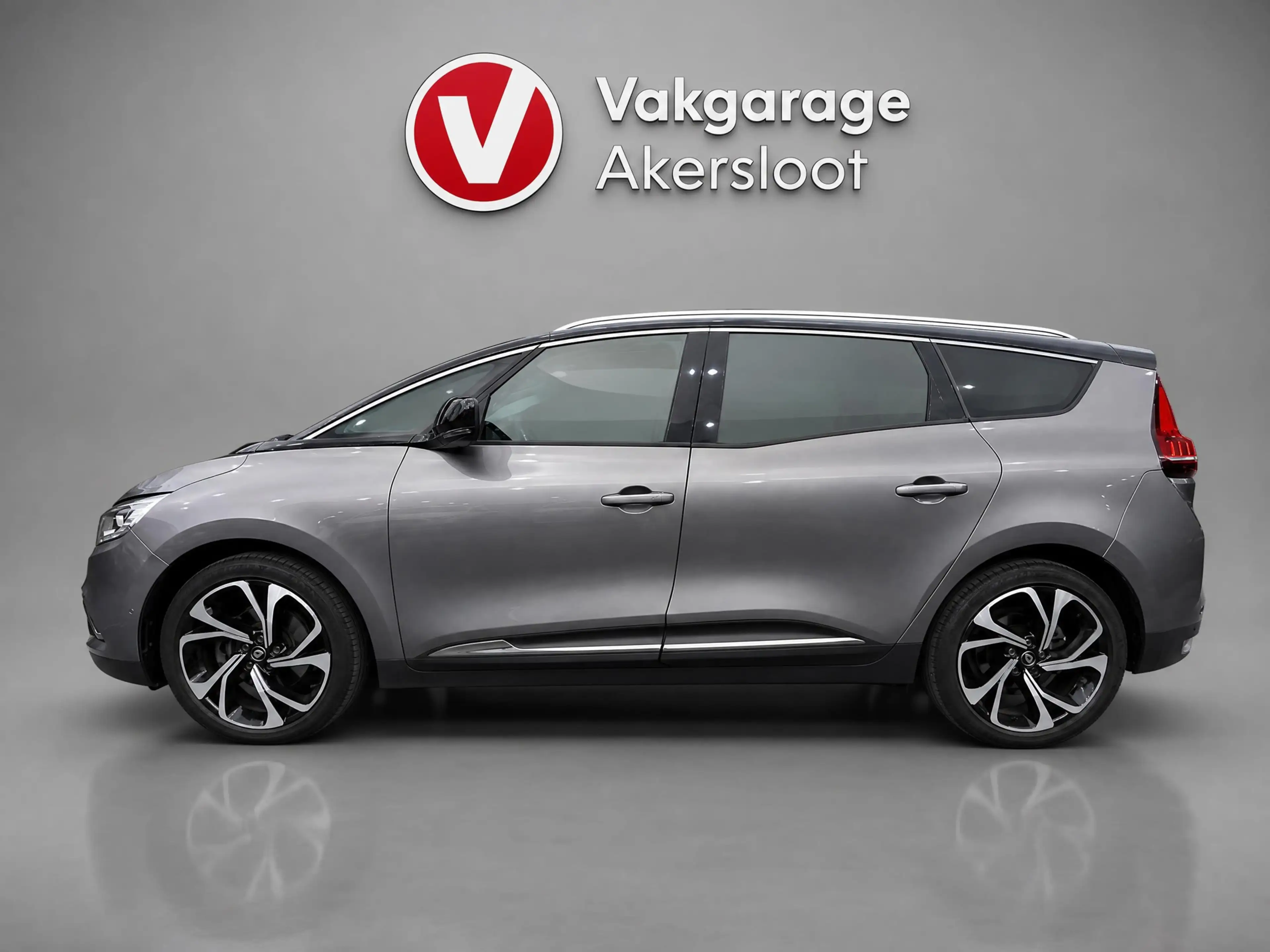 Renault Grand Scenic 1.2 TCe Bose / Bluetooth / Camera / Parkeersensore — photo 4