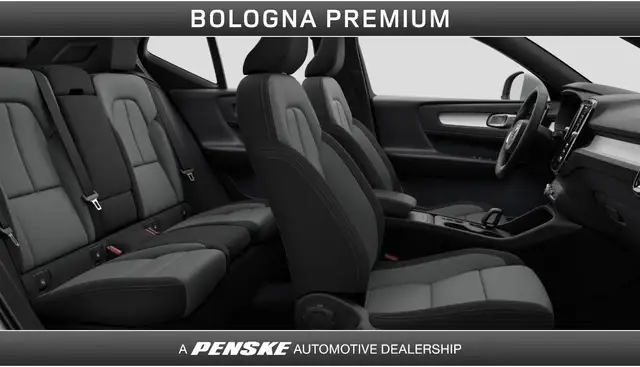 Volvo XC40 view 5