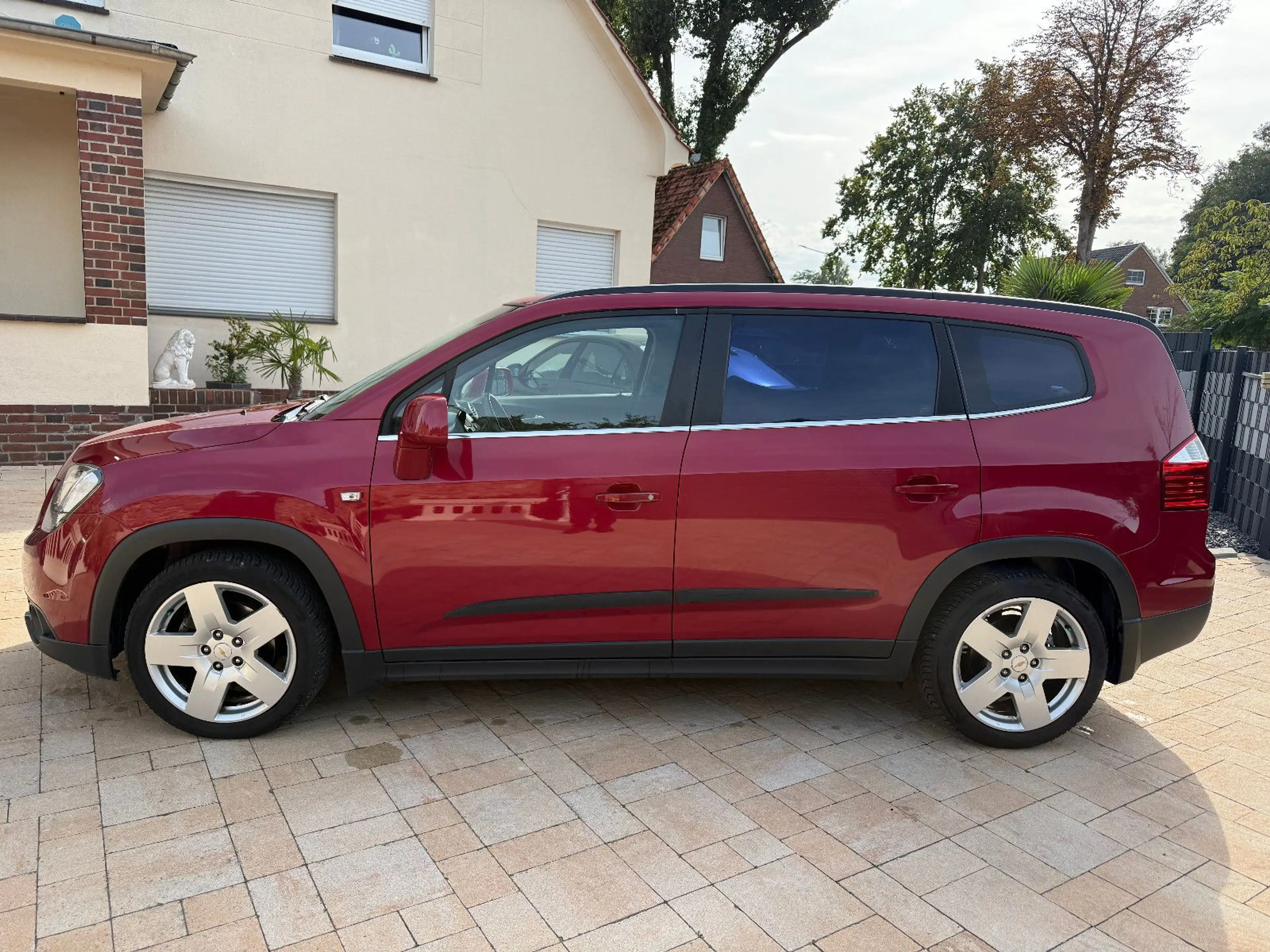 Chevrolet Orlando 2.0 LTZ+Leder+Navi+7 Sitze+1.Hand — photo 2