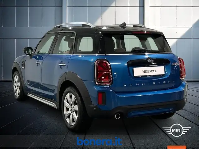 MINI Countryman view 8