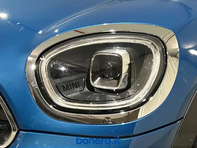 MINI Countryman view 10