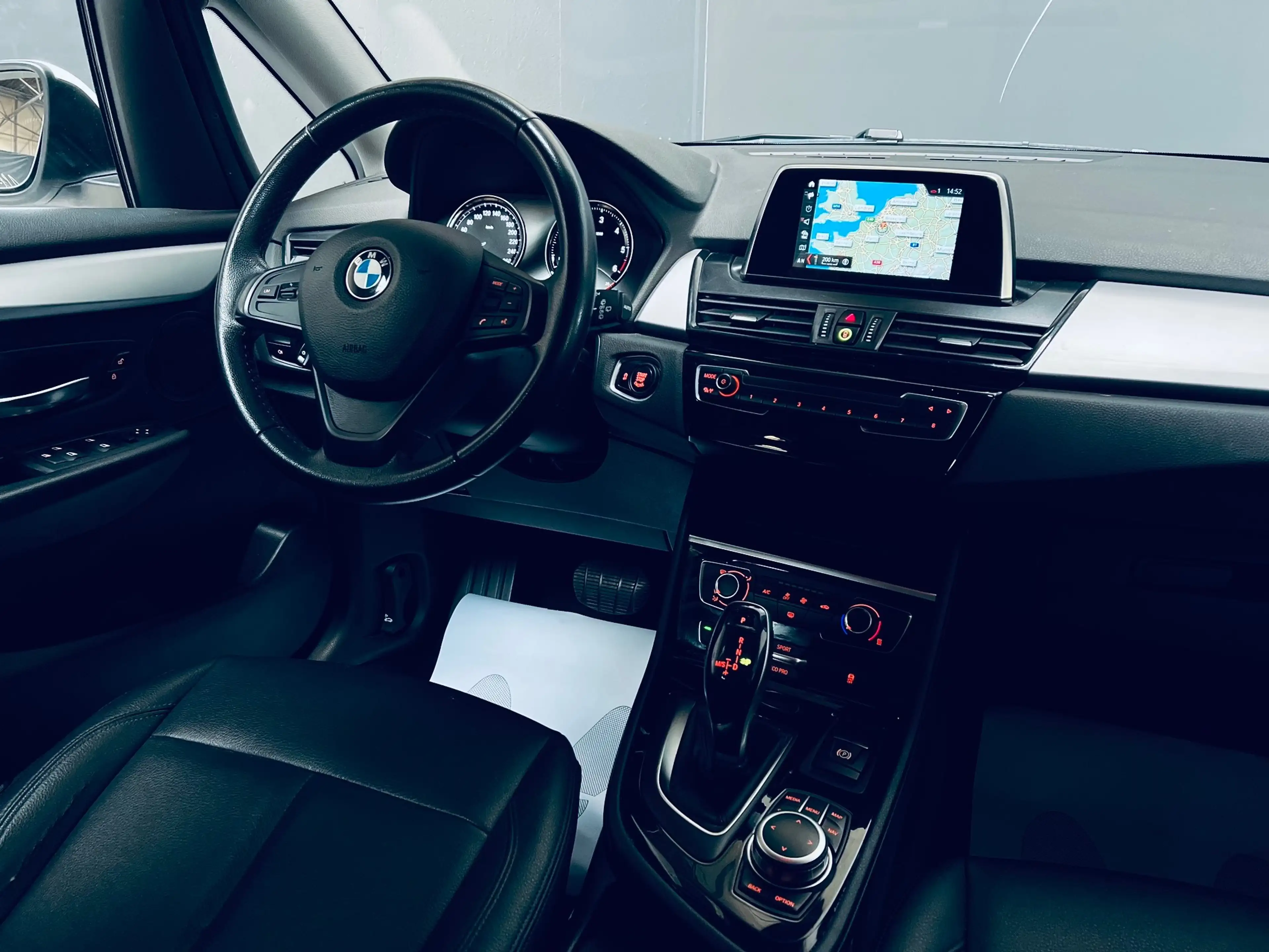 BMW 216 d Gran Tourer **AUTOMATIQUE**7 PLACES**CARNET COMPLET** — photo 12