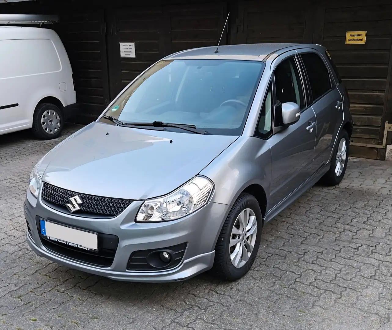 Suzuki SX4 City+ Grau - 1