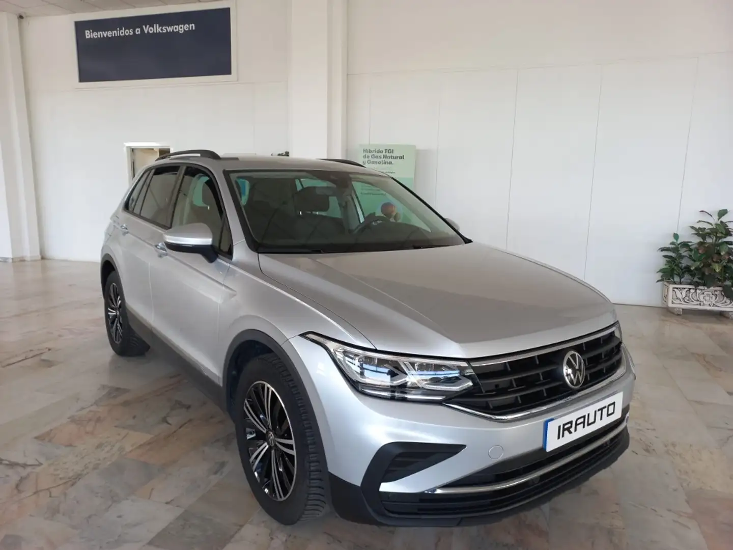Volkswagen Tiguan 2.0TDI Life DSG 110kW Argent - 1