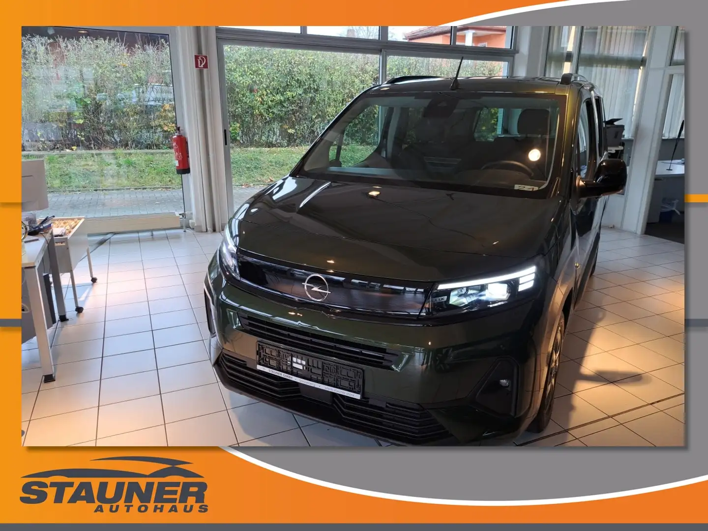 Opel Combo Life E 1.2 Turbo Edition Plus - 1