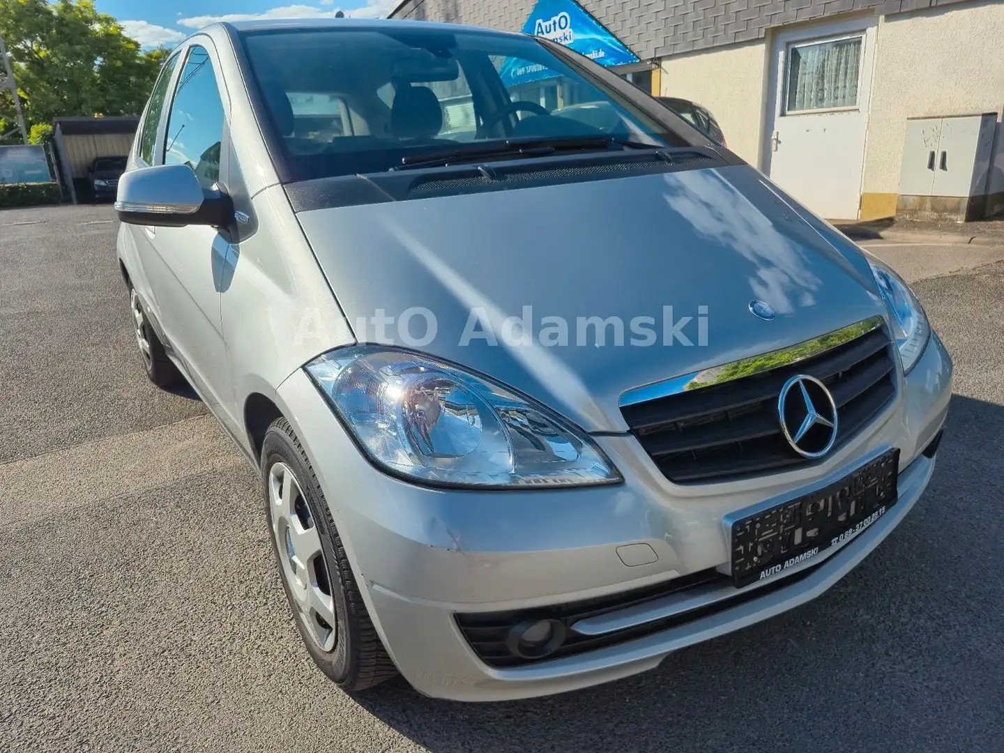 Mercedes-Benz A 160 BE 2.Hand Classic 143tkm Allwetter Argent - 2