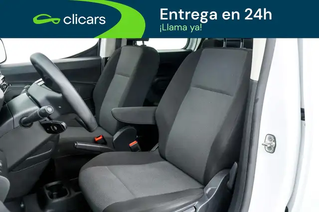 Peugeot Rifter view 14