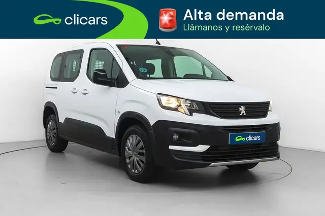 Peugeot Rifter view 3