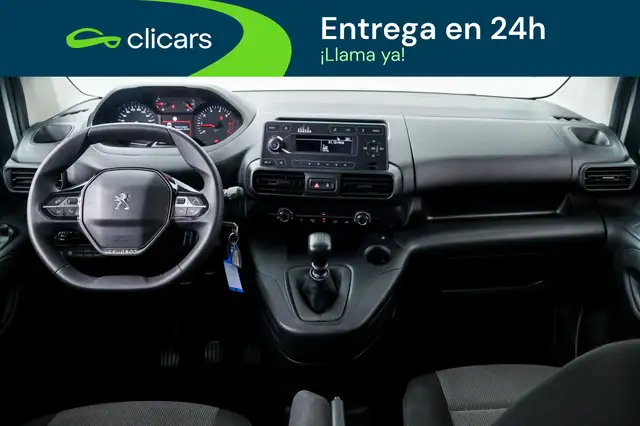 Peugeot Rifter view 13