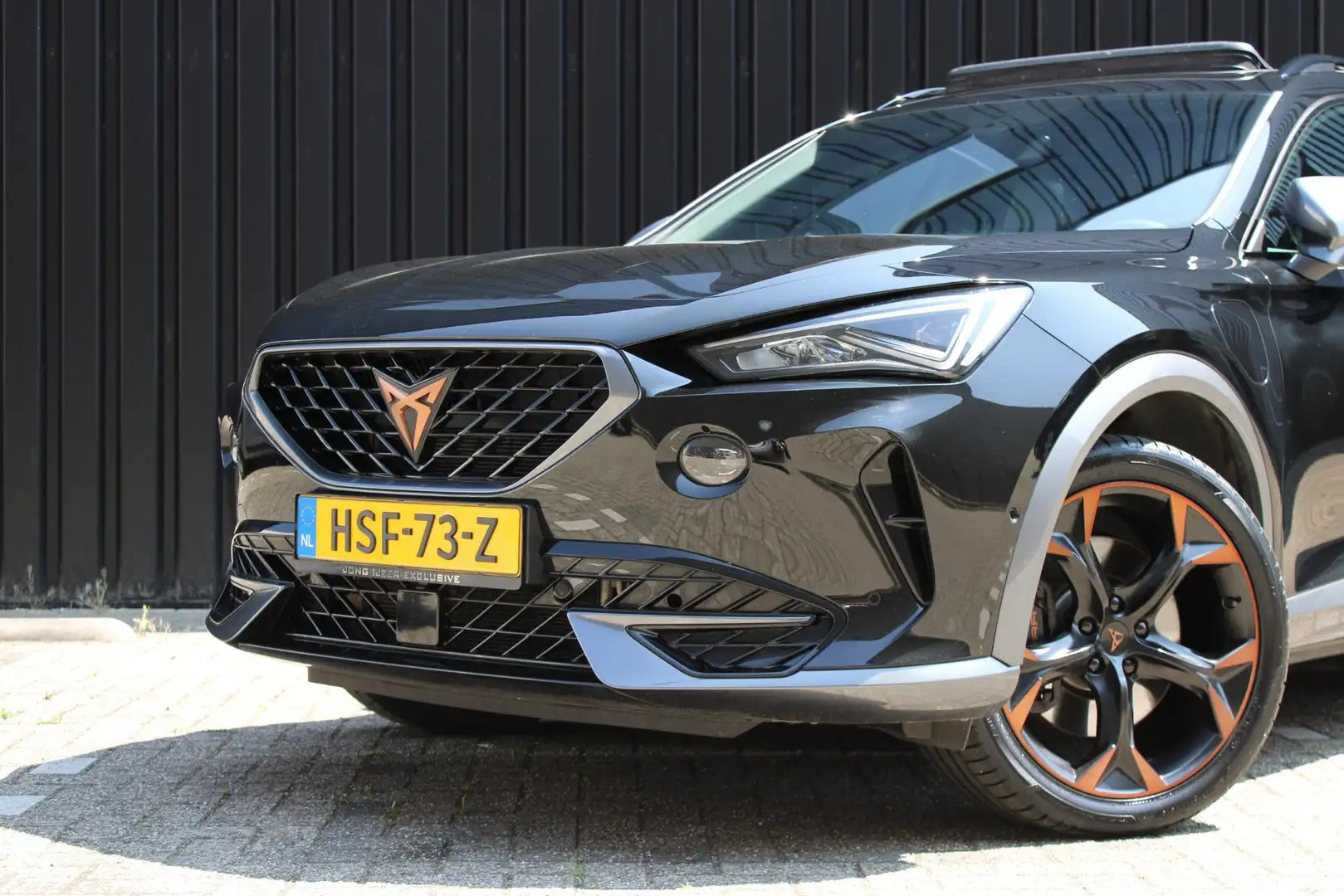 CUPRA Formentor 1.4 e-Hybrid VZ Copper PANO MEMORY CAM SFEER LINK Zwart - 2