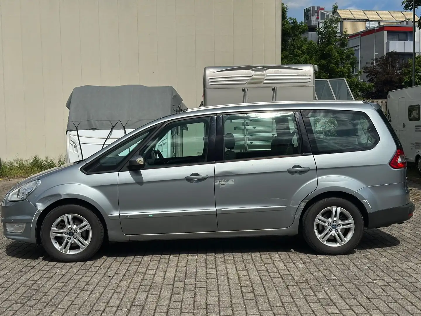 Ford Galaxy Rechtslenker Trend 2.0 TDCi DPF 7.Sitzer Argent - 2