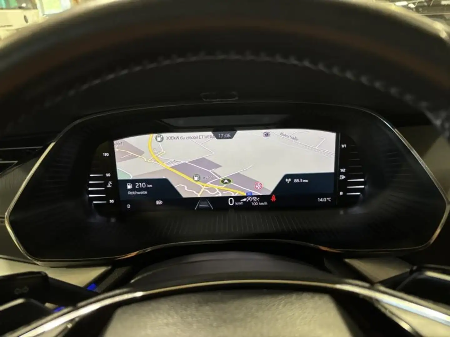 Skoda Octavia SKY 2,0DSG VIRTUAL COCKPIT MATRIX PANORAMADACH Schwarz - 2