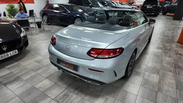 Mercedes-Benz C-Class view 6
