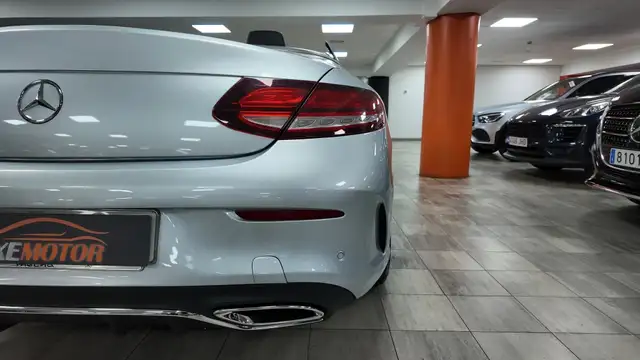 Mercedes-Benz C-Class view 15
