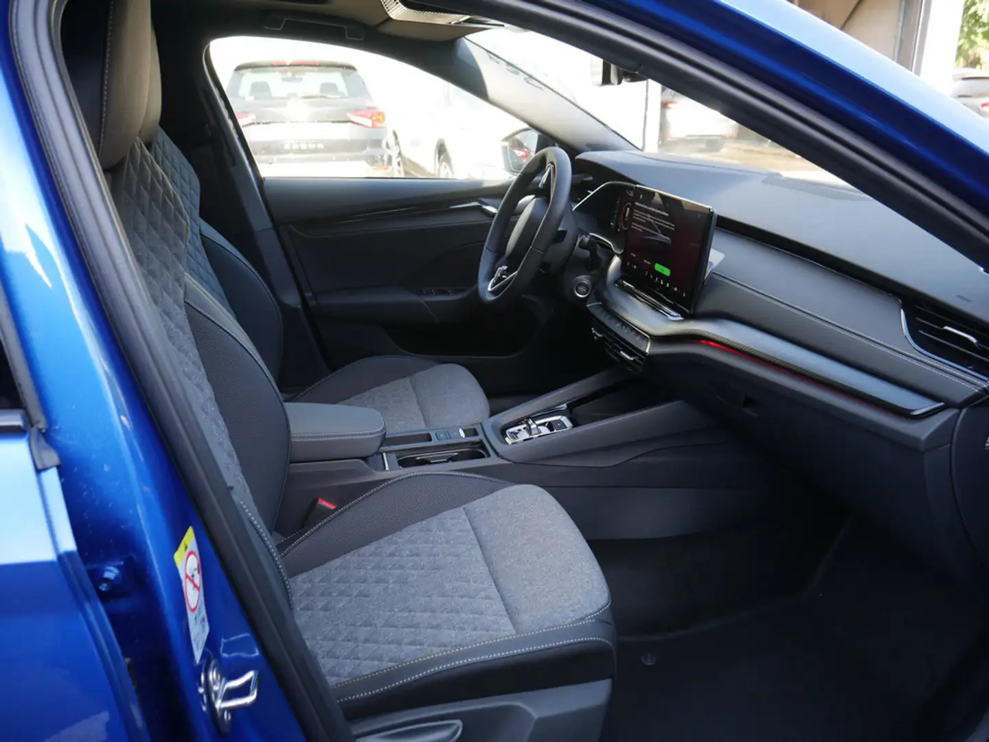 Skoda Octavia 2.0 TSI DSG 4X4 Sportline - HUD LED PANO *169* Blau - 2