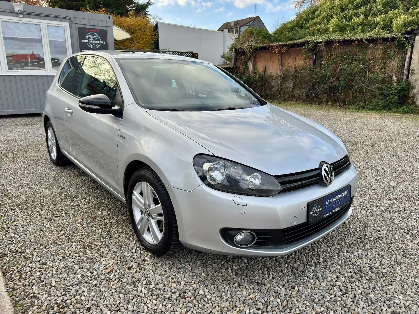 Volkswagen Golf VI 1.2 Top Zustand mit Rückfahrkamera Argent - 2