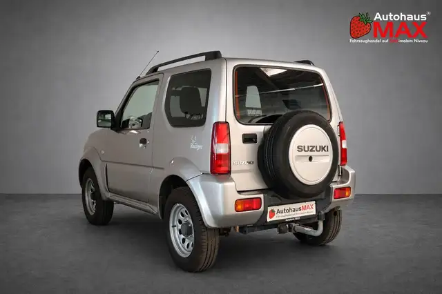 Suzuki Jimny view 3