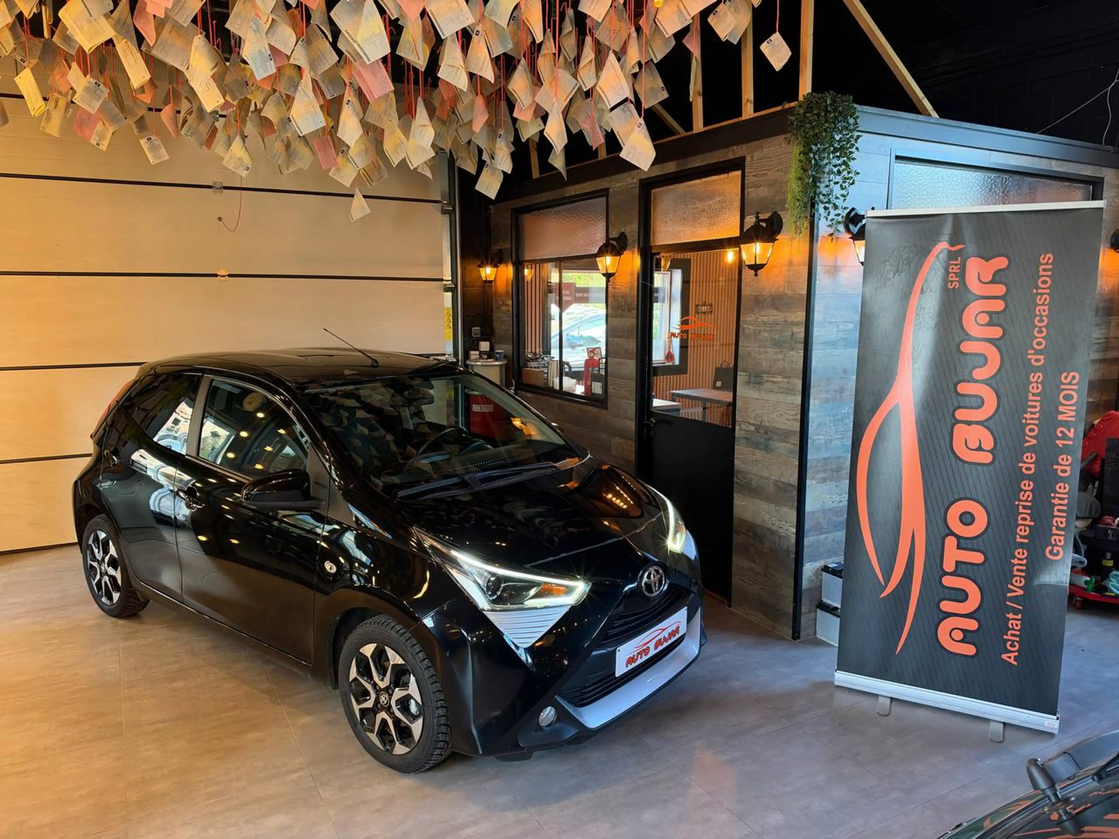 Toyota Aygo Aygo 1.0i VVT-i **LEZ 2035 + CAMERA + CARPLAY**