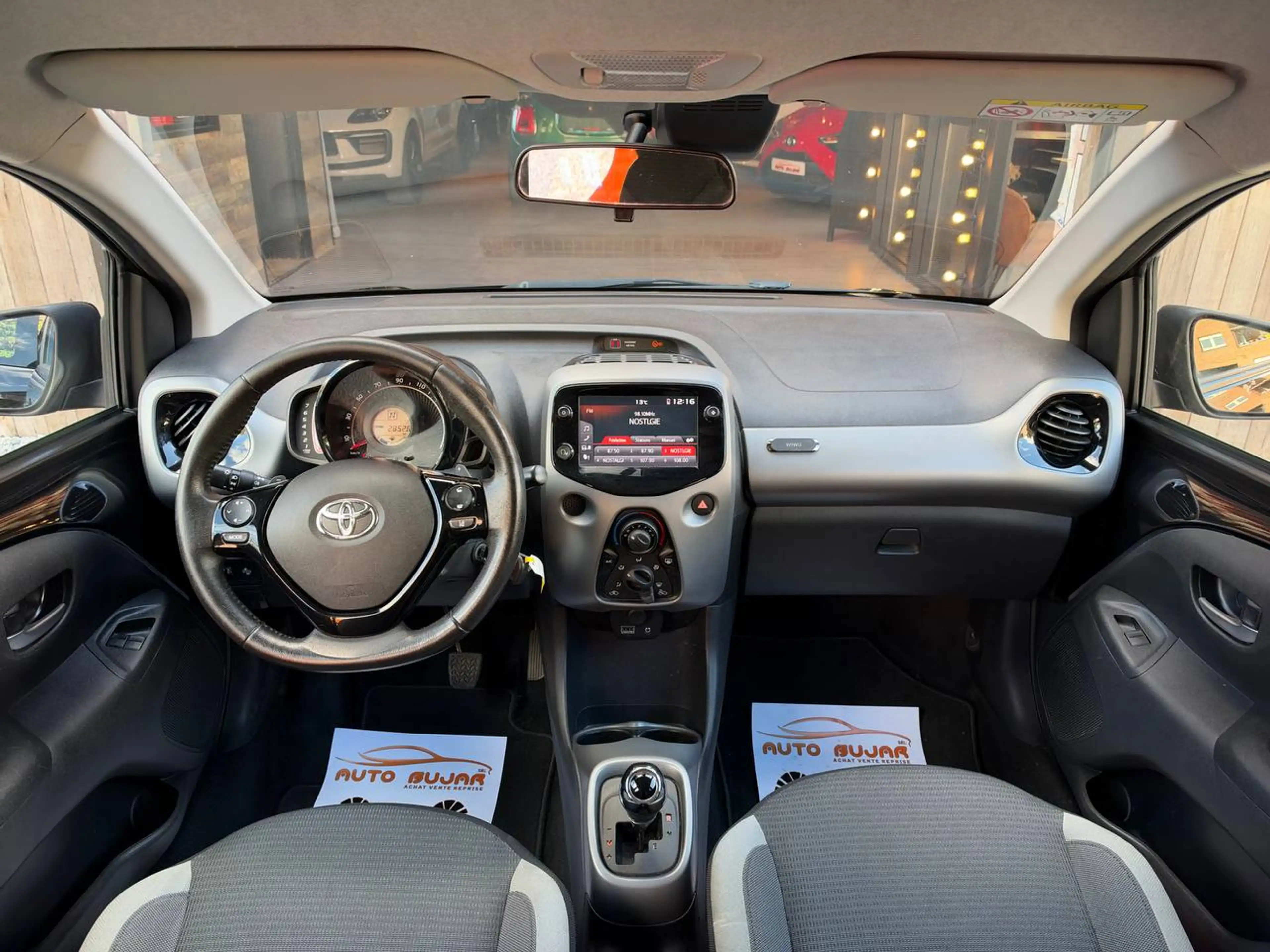 Toyota Aygo Aygo 1.0i VVT-i **LEZ 2035 + CAMERA + CARPLAY** — photo 13