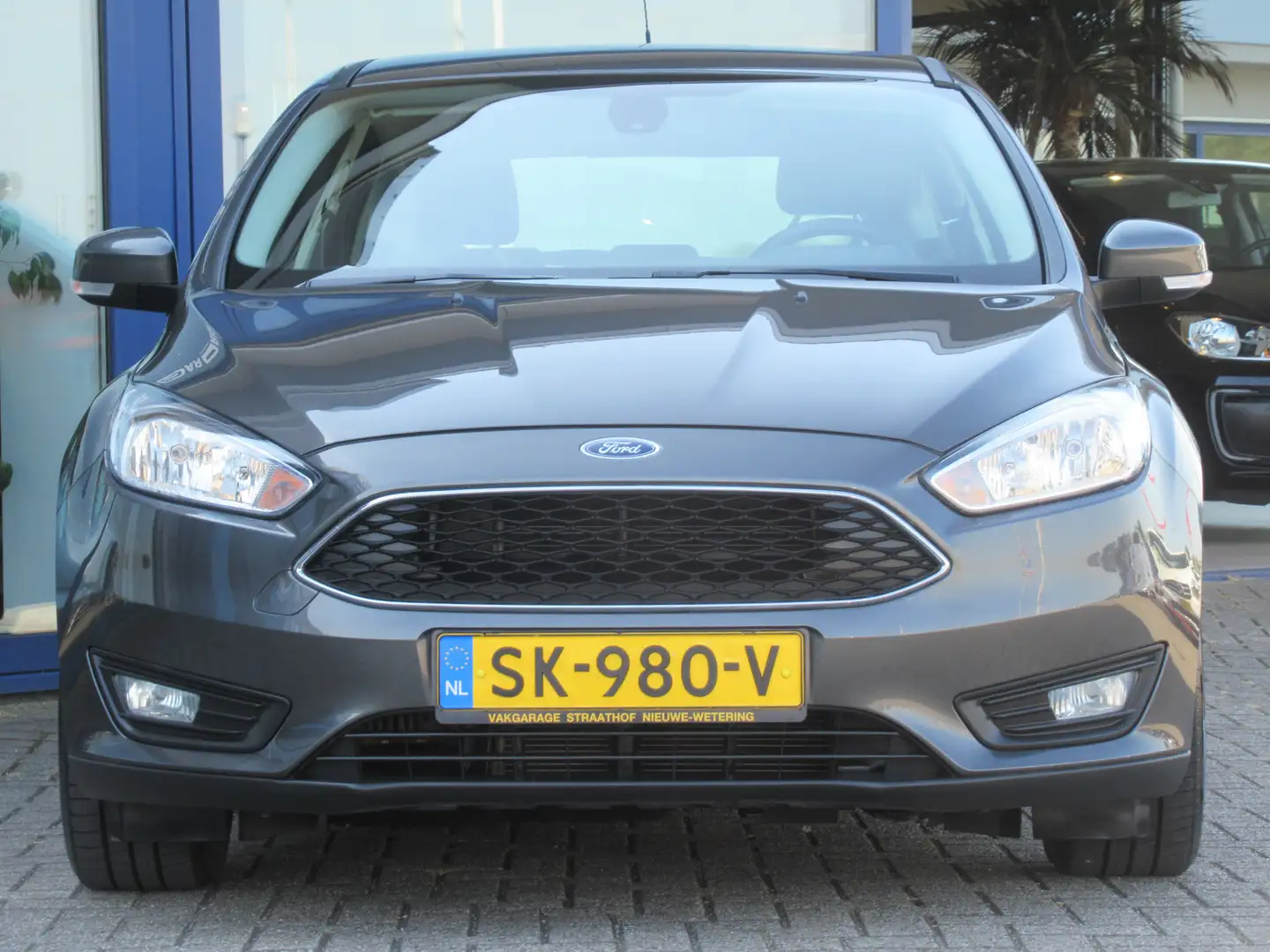 Ford Focus 1.0 Lease Edition 125 PK 5-Drs, Climate control / Grigio - 2