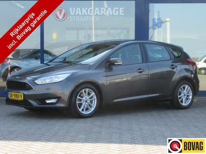 Ford Focus 1.0 Lease Edition 125 PK 5-Drs, Climate control /