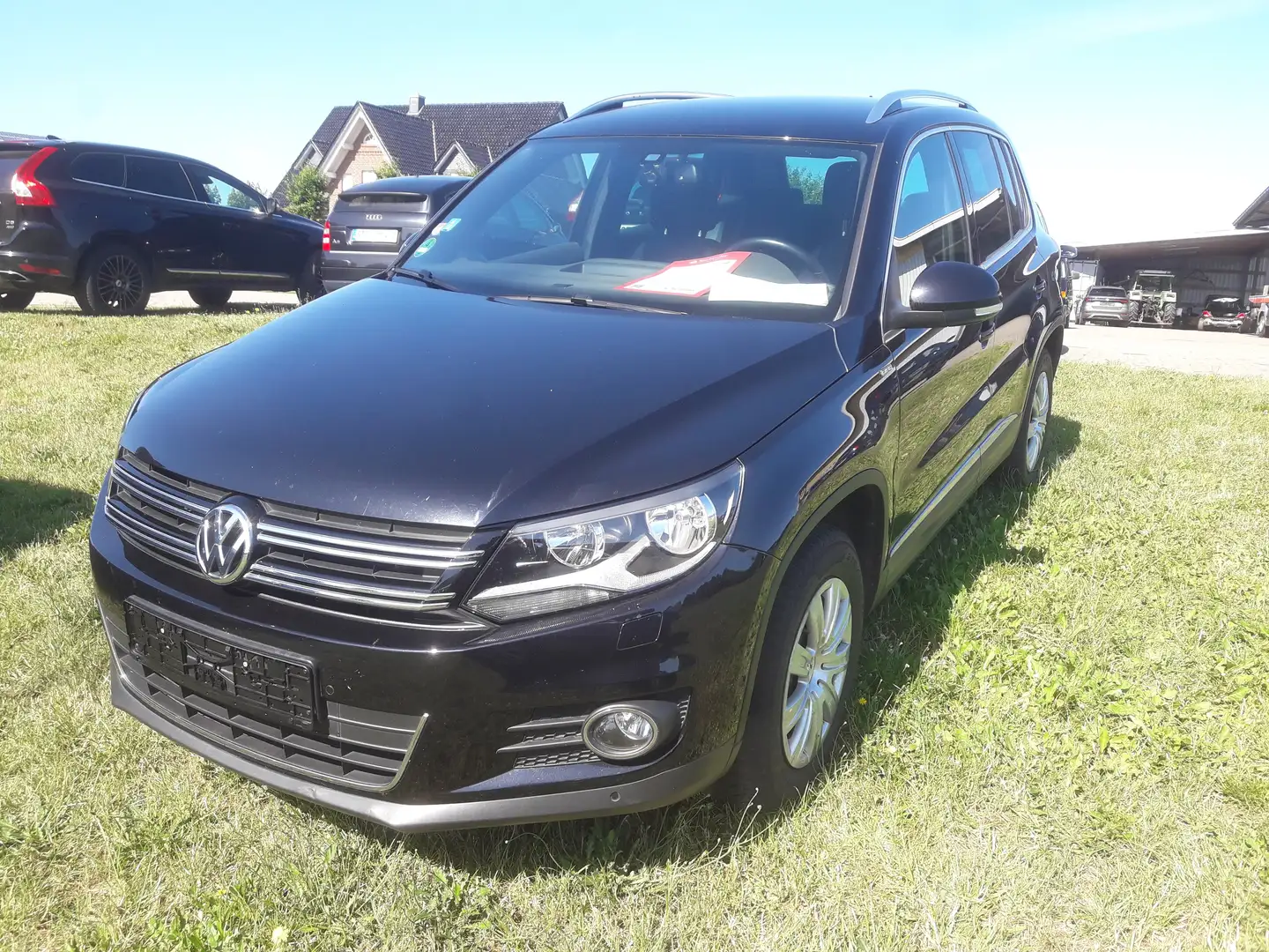 Volkswagen Tiguan Life 4Motion Negro - 2
