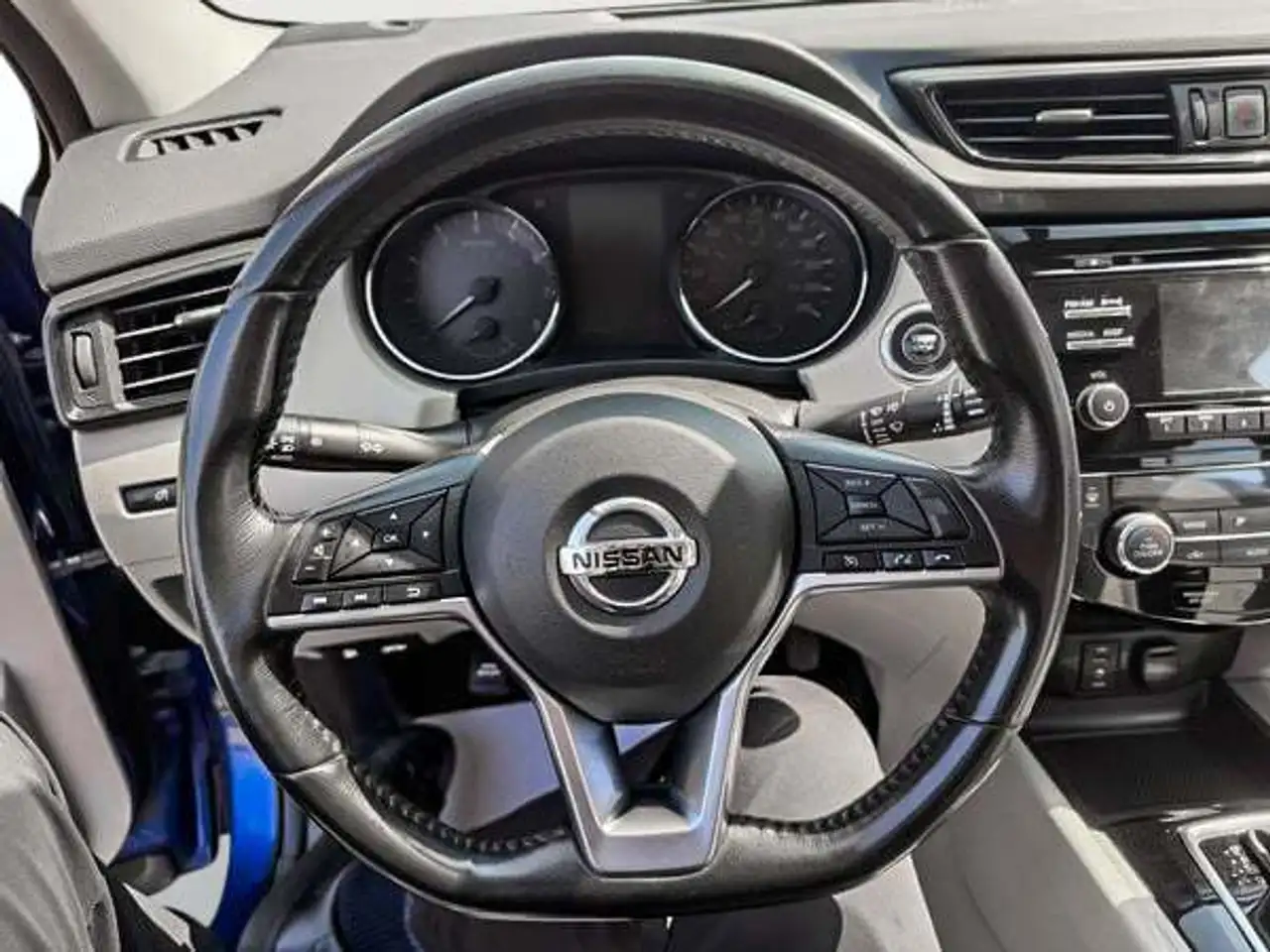 Nissan Qashqai photo Nissan Qashqai