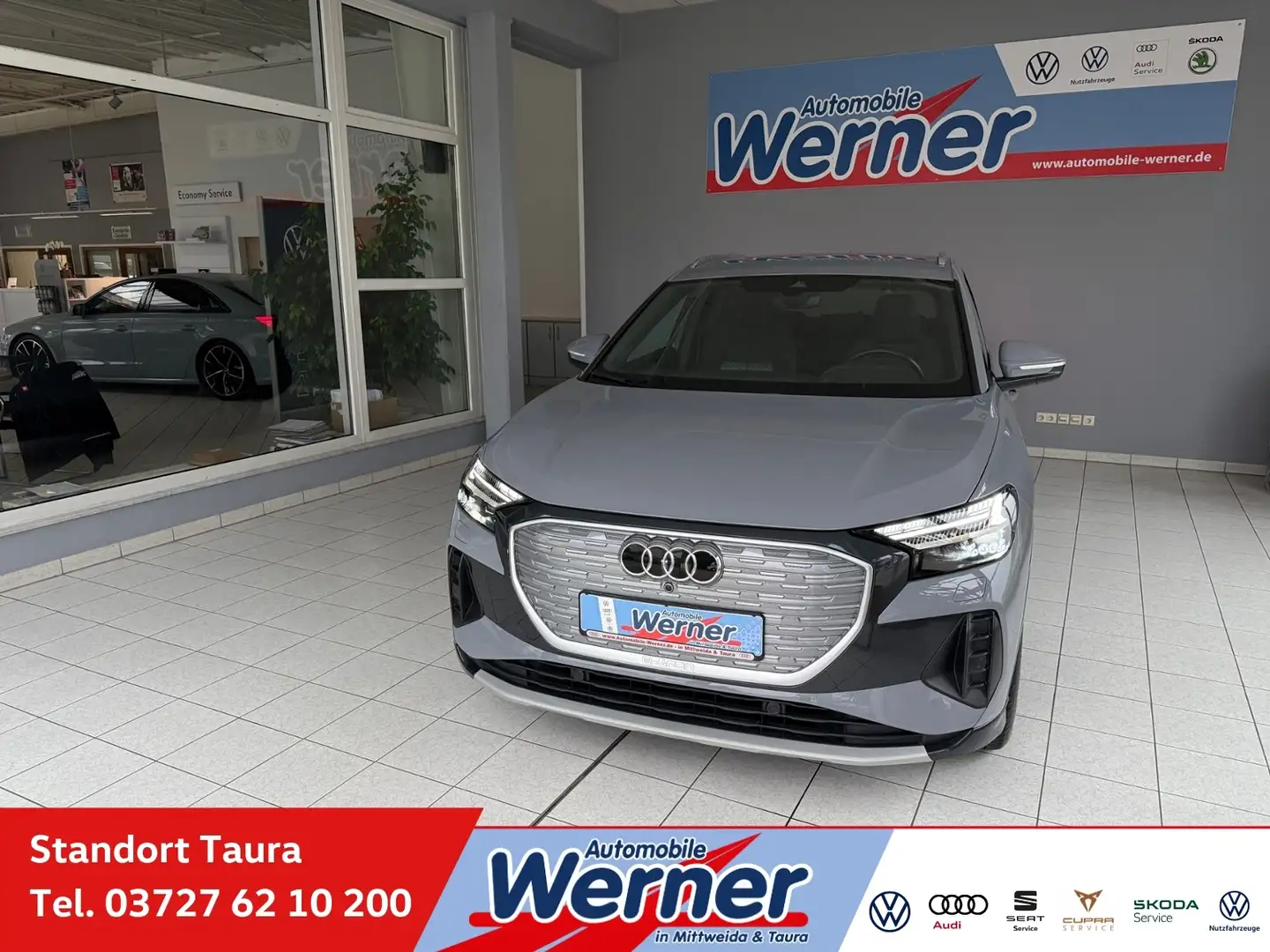 Audi Q4 e-tron 40 e-tron MatrixLED Navi Werksgarantie Grau - 1