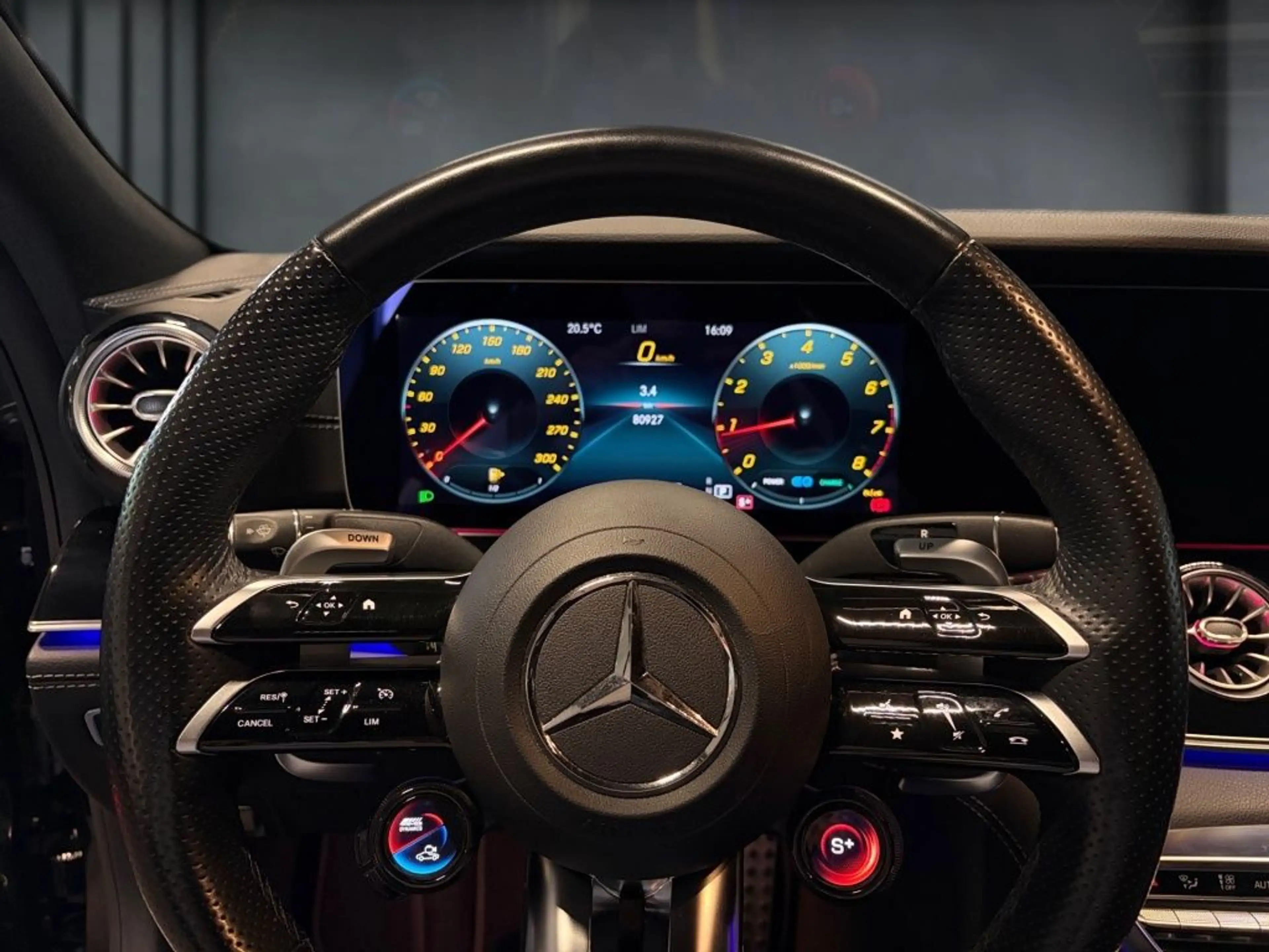Mercedes-Benz AMG GT 43 V8-Styling+NIGHT+S-DACH+HUD+BURMESTER — photo 6