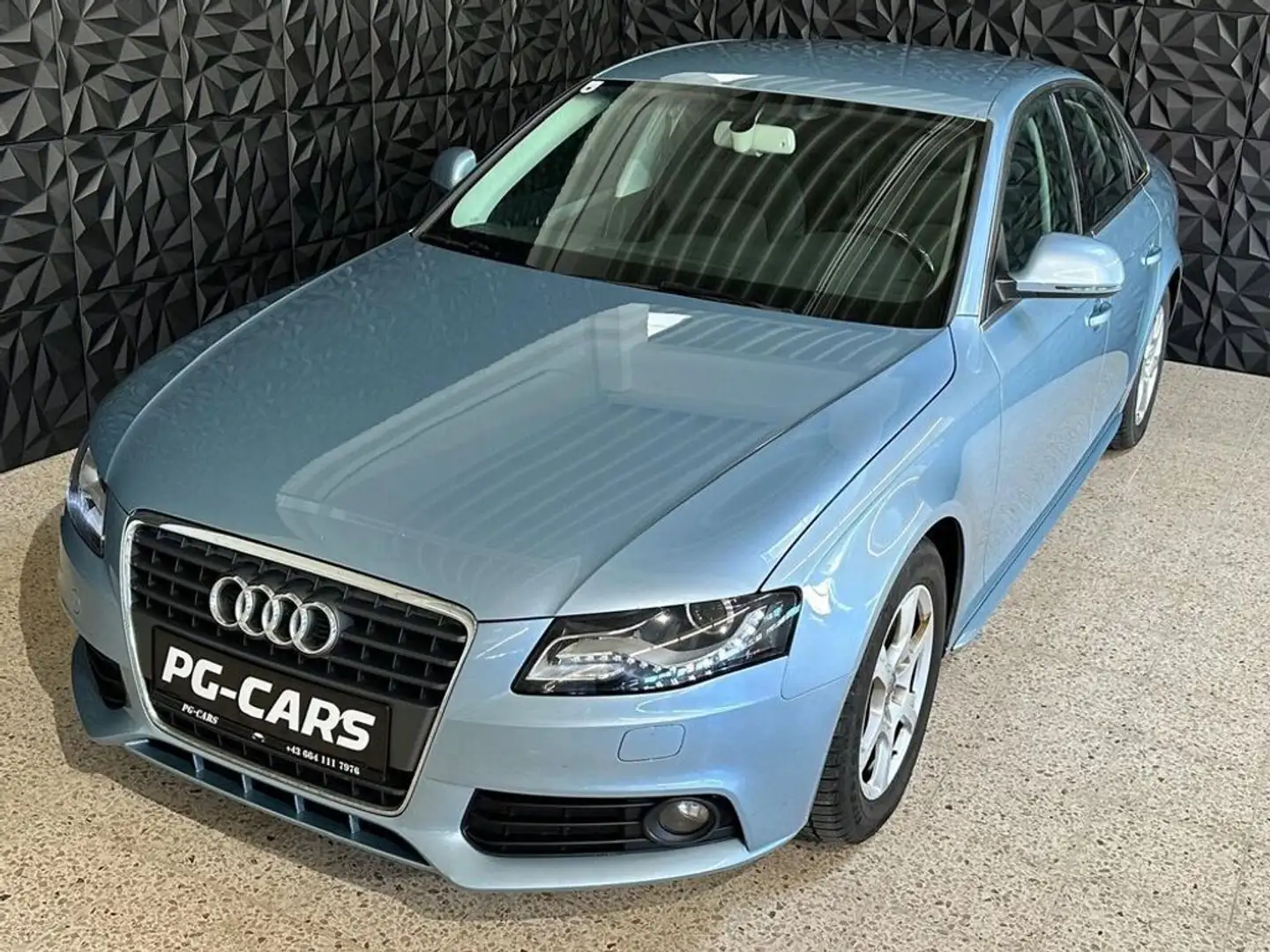 Audi A4 1.8 TFSI Limousine S-Tronic Blau - 1