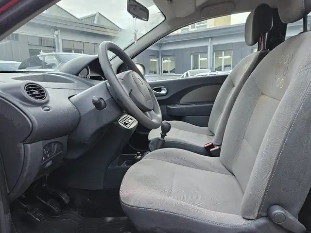Renault Twingo view 7