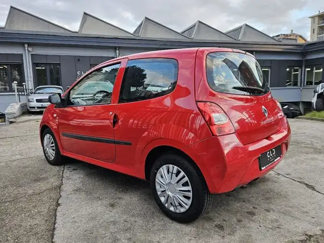 Renault Twingo view 5