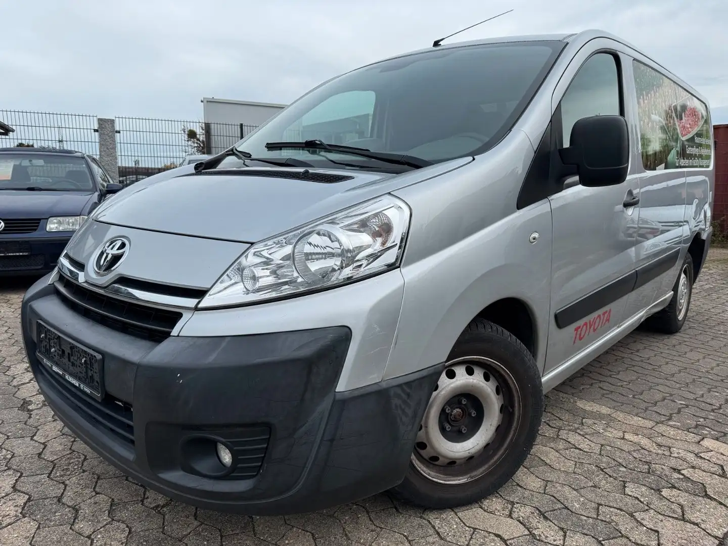 Toyota Proace Max Proace 2,0 Dl2H1 Kasten ,Klimaanlage,3-Sitze,AHK Argent - 1