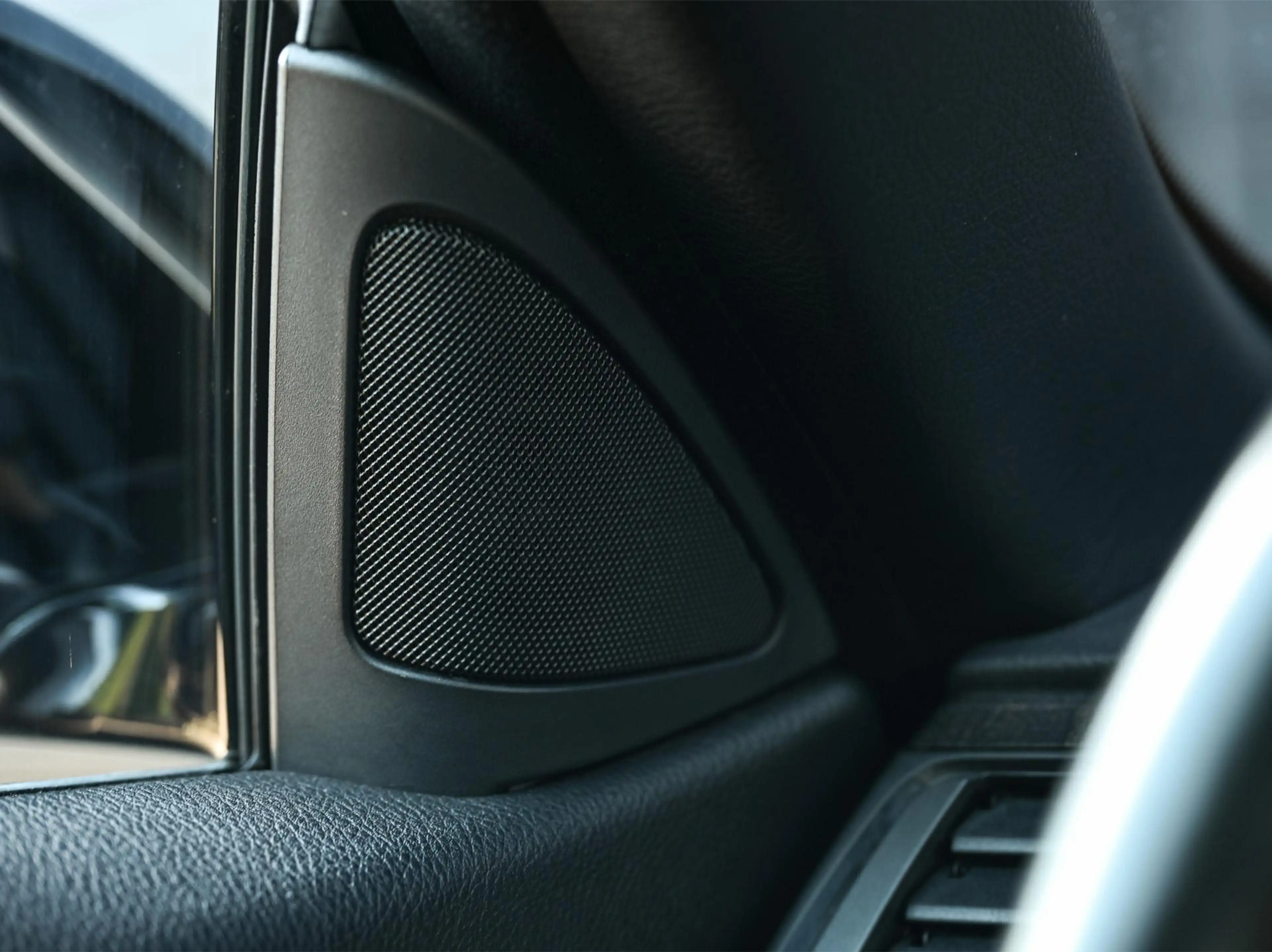 BMW 430 4-serie Cabrio 430i xDrive Centennial High Executi — photo 2